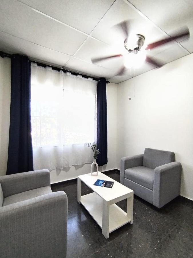 Cardedeu Suites 산살바도르 외부 사진